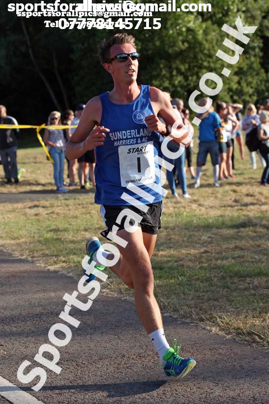 Senior mens 2018 Sunderland 5k Road Race, Silksworth, Sunderland. Photo: David T. Hewitson/Sports for All Pics